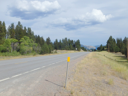GDMBR: At last, we came upon State Highway 200 (east).